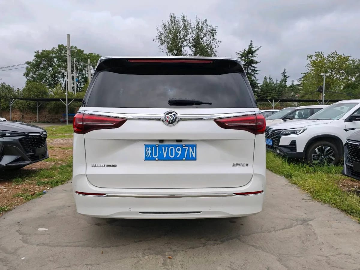 Buick GL8 2023 10