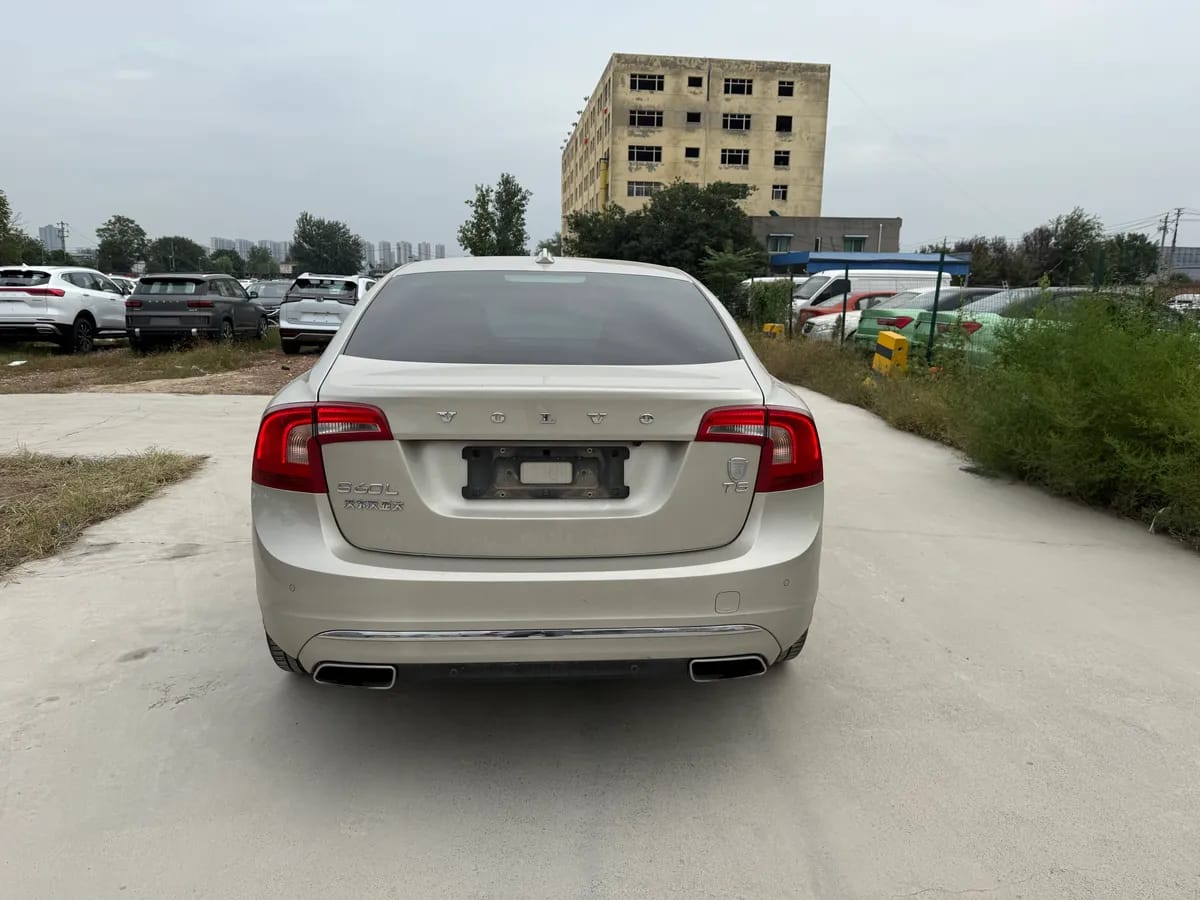 Volvo S60 2018 4