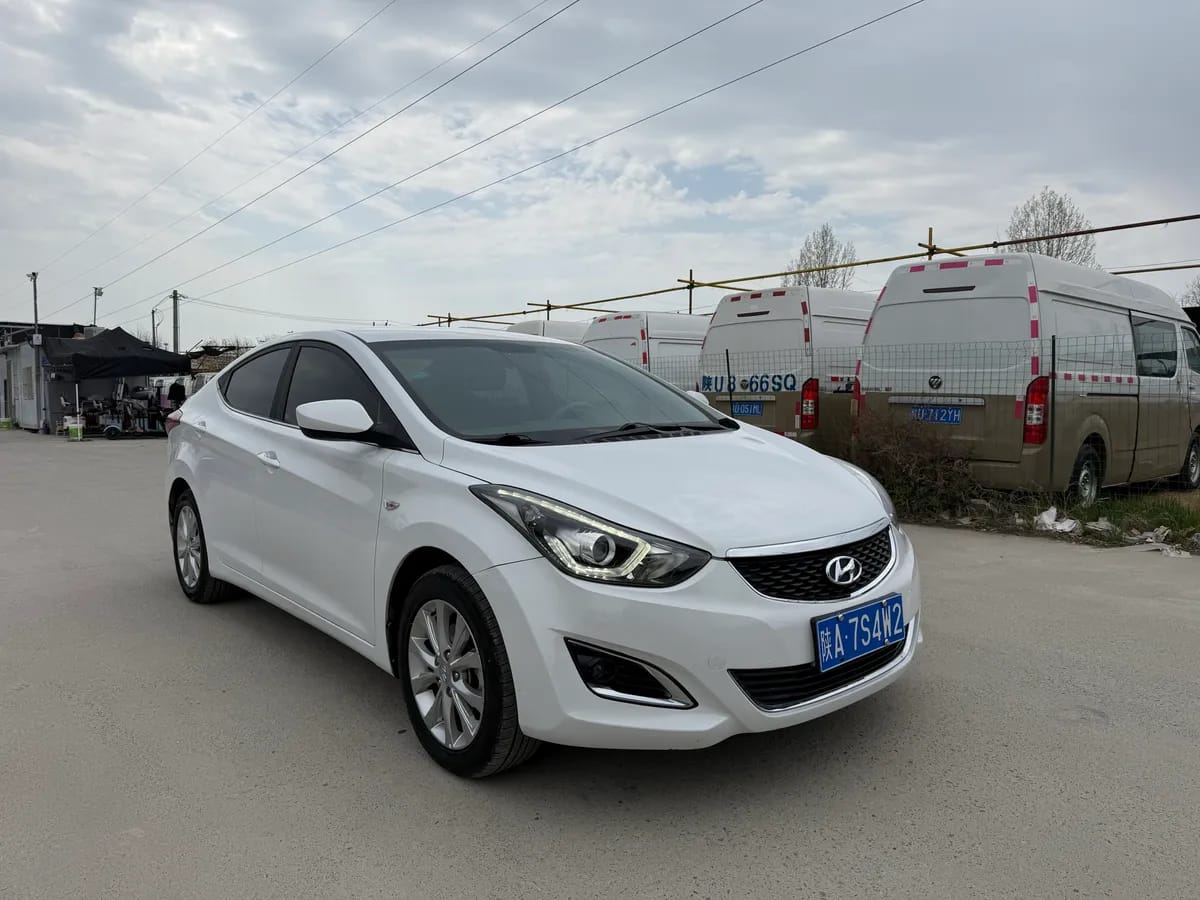 Hyundai Elantra Langdong 2016 3