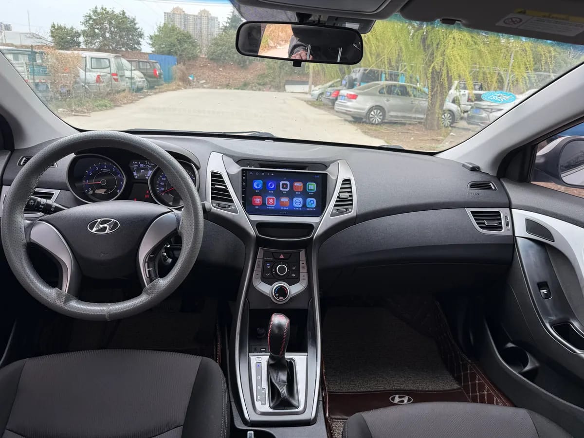 Hyundai Elantra Langdong 2016 8