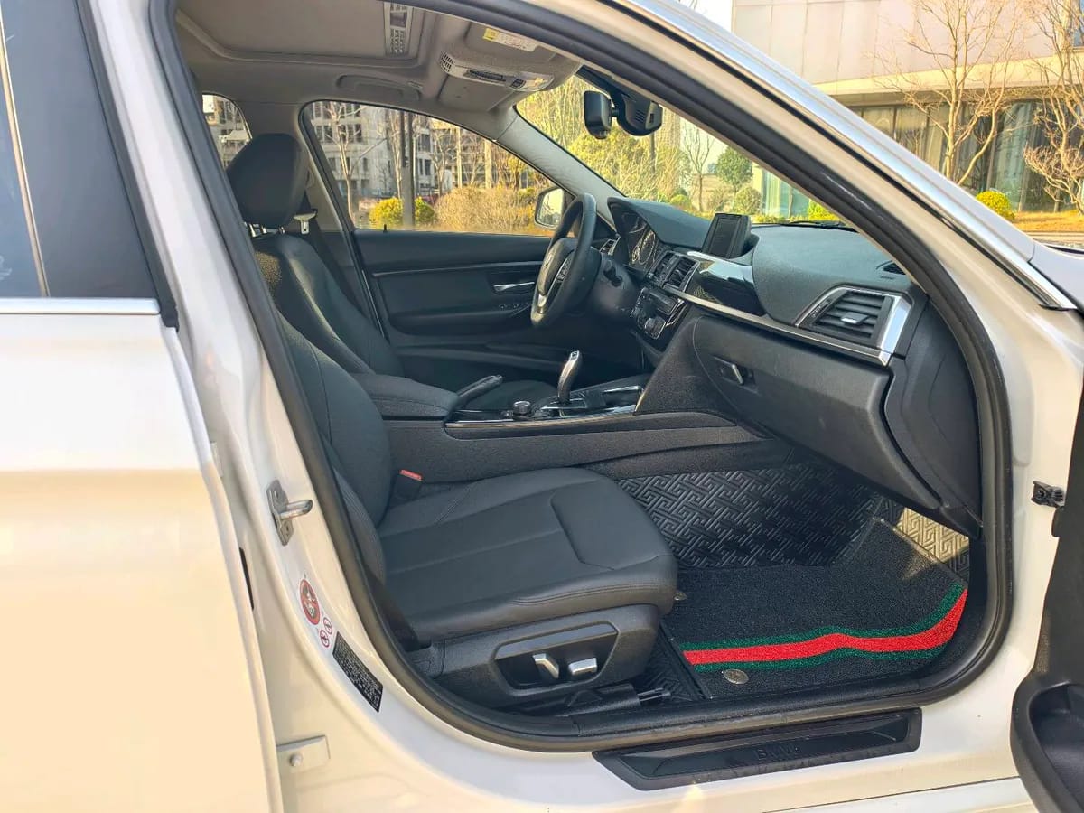 BMW 3 2017 6