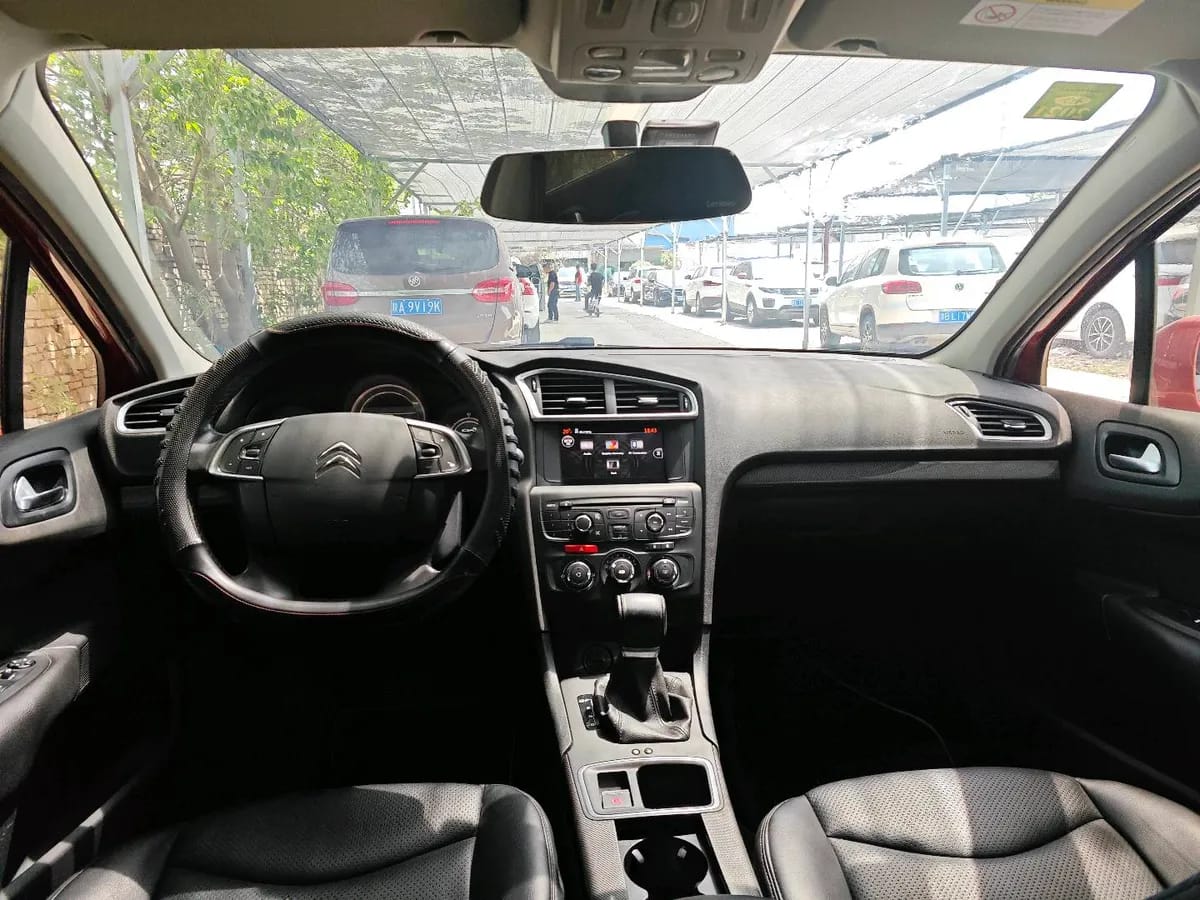 Citroën Citroen C4L 2013 9