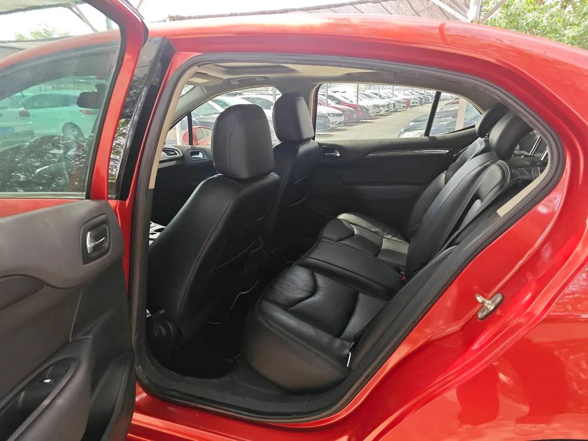 Citroën Citroen C4L 2013 10