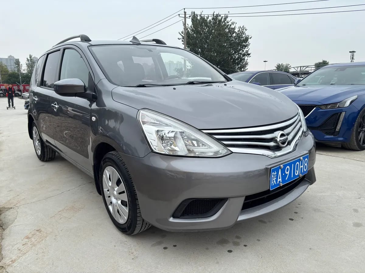 Nissan 2015 3