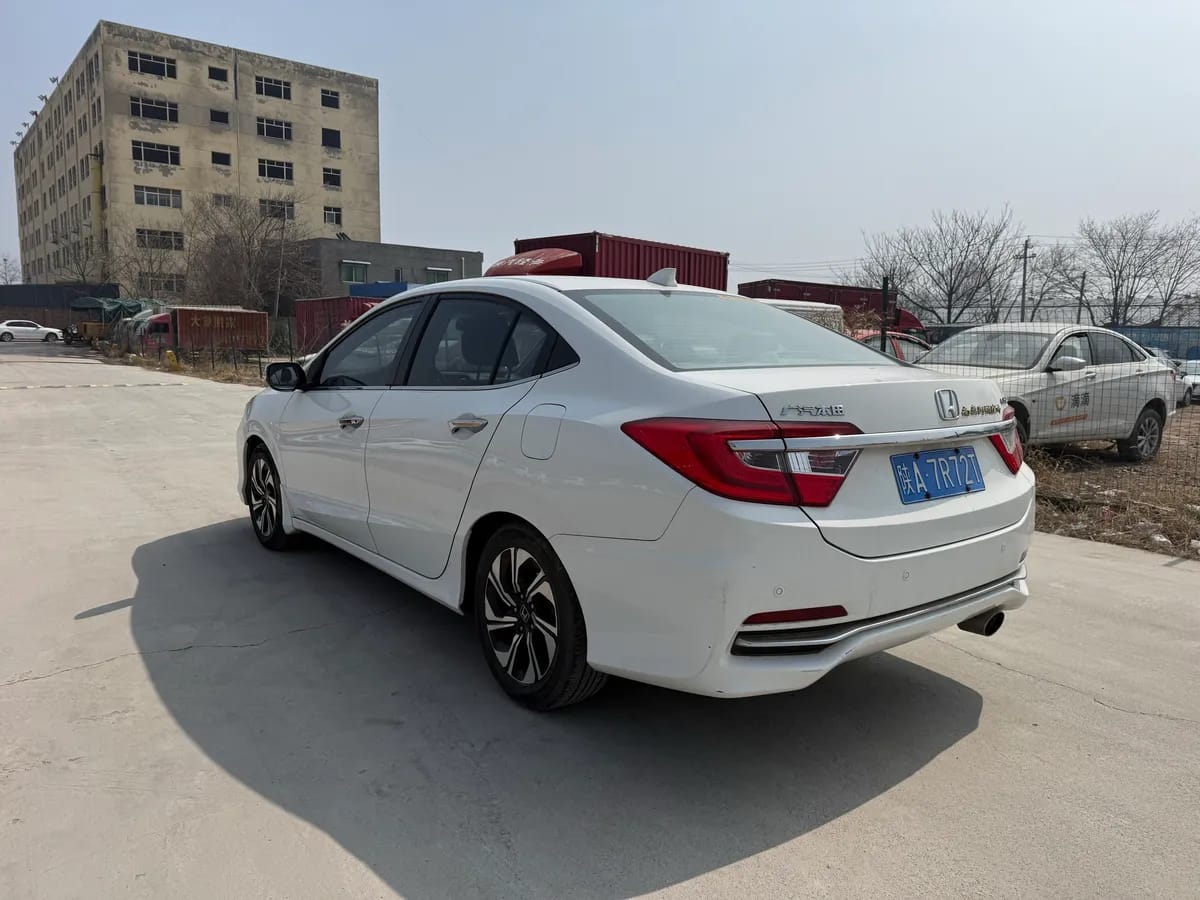 Honda Jade 2017 4