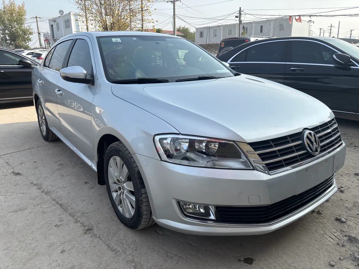 Volkswagen Lavida 2015 3