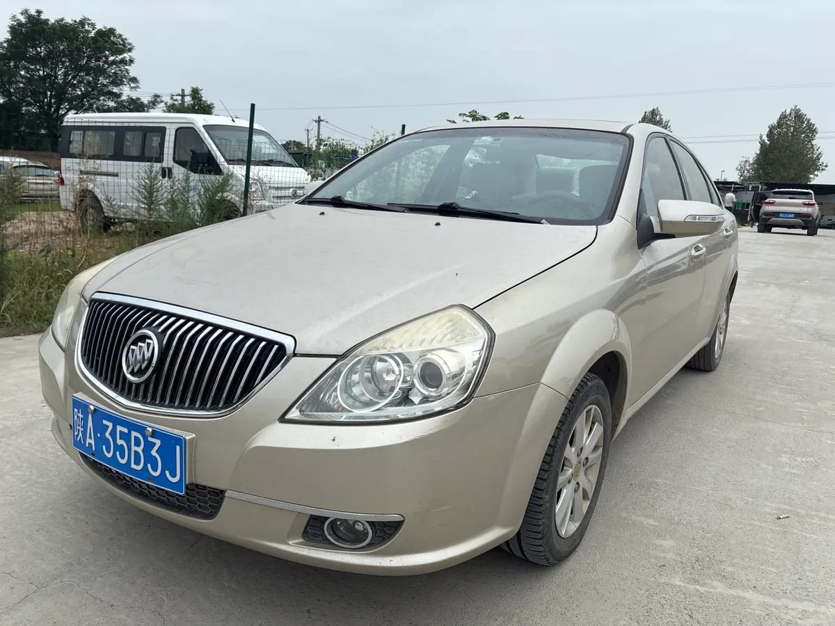 Buick Excelle 2011 1