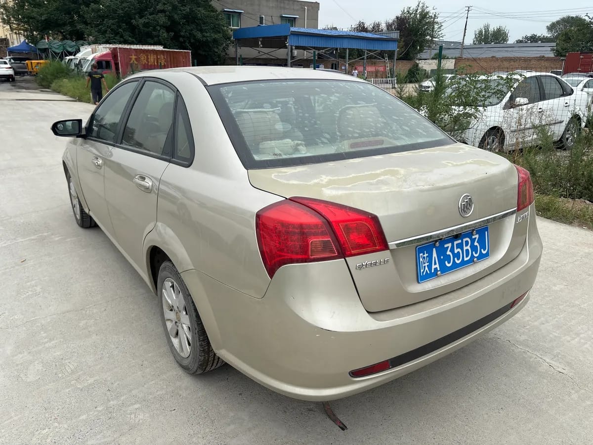 Buick Excelle 2011 4