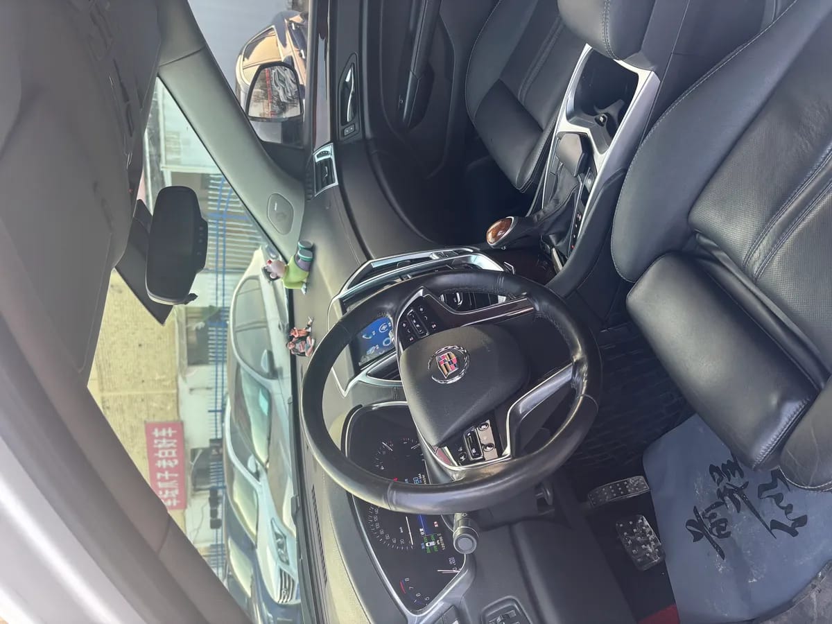 Cadillac SRX 2012 8