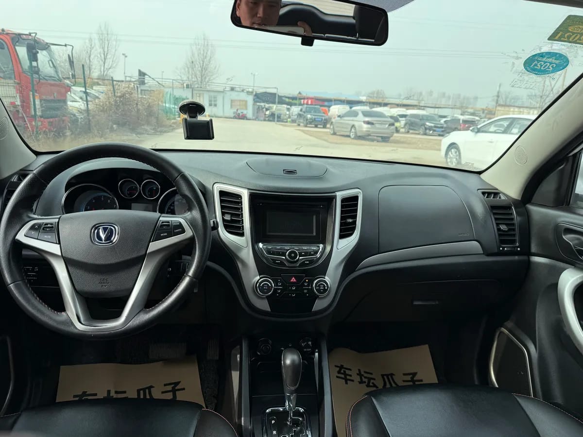 Changan CS35 2012 7