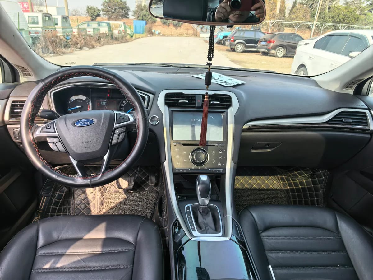 Ford Mondeo 2013 7
