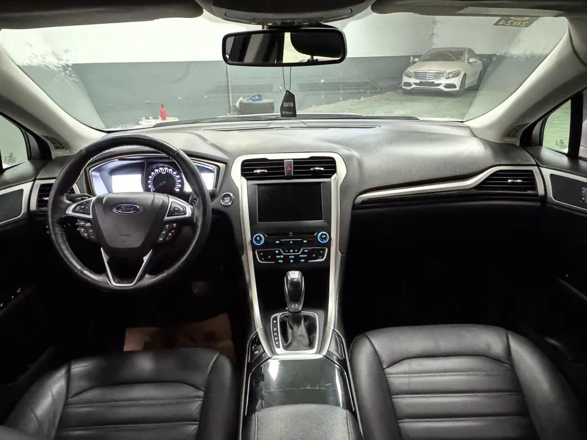 Ford Mondeo 2013 6