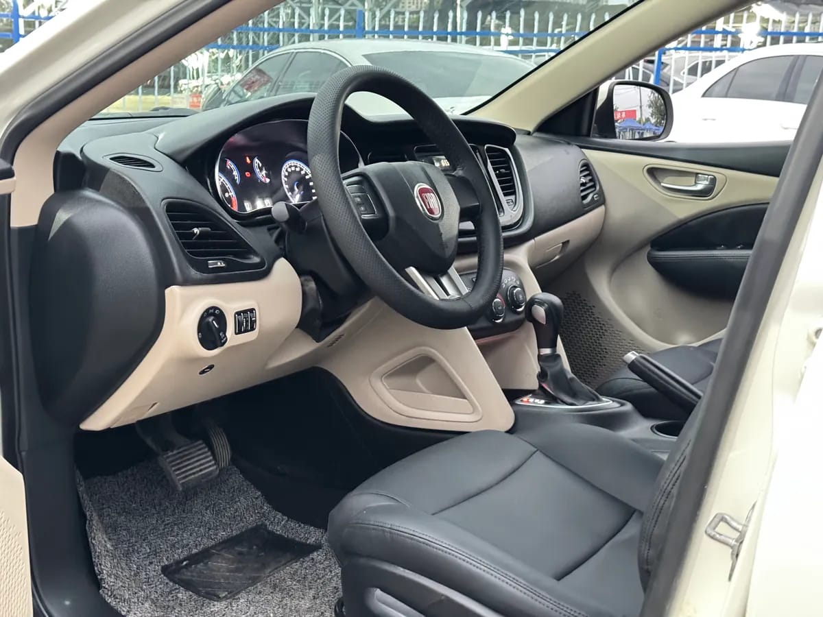 Seat 1.4TSI 5 FR 2013 4