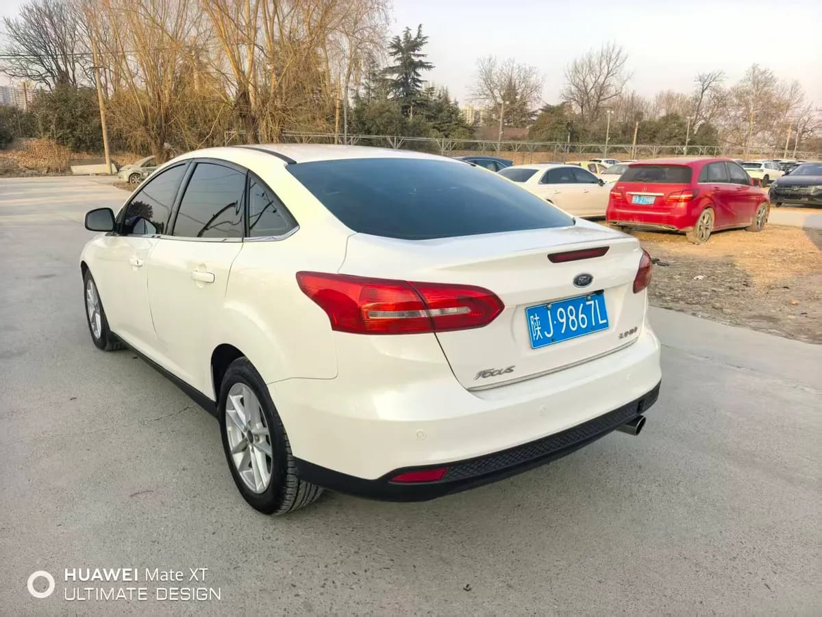 Ford Focus 2015 5
