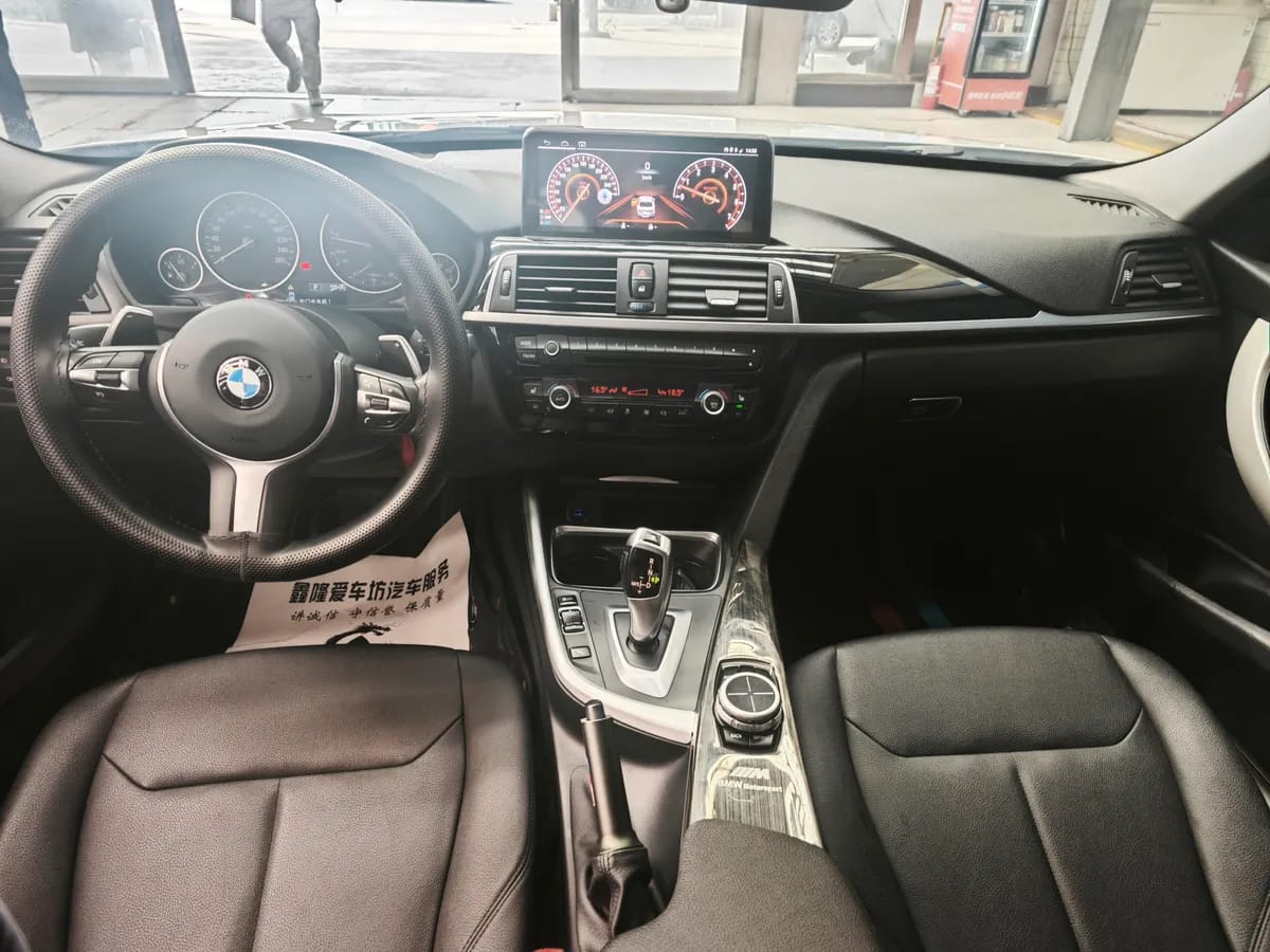 BMW 3 2014 10