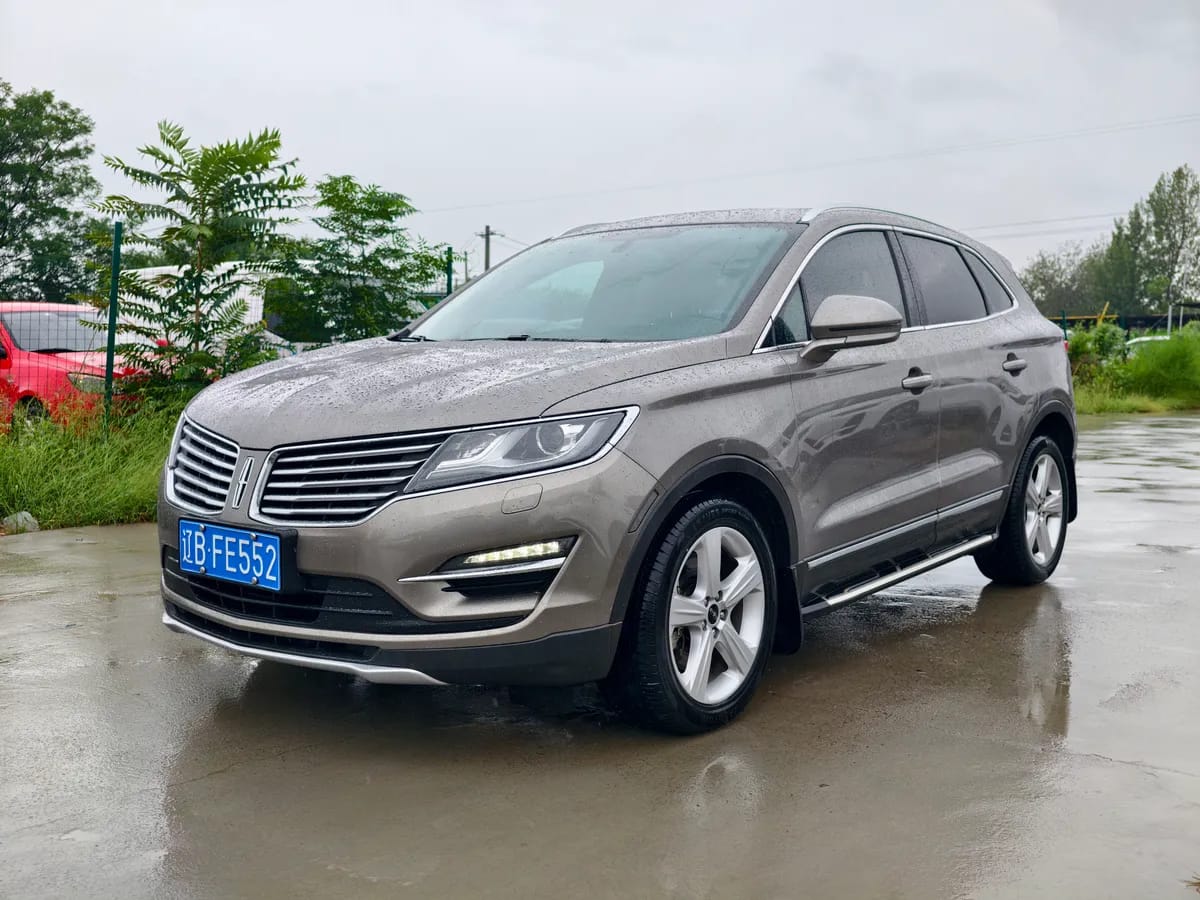 Lincoln MKC 2017 1