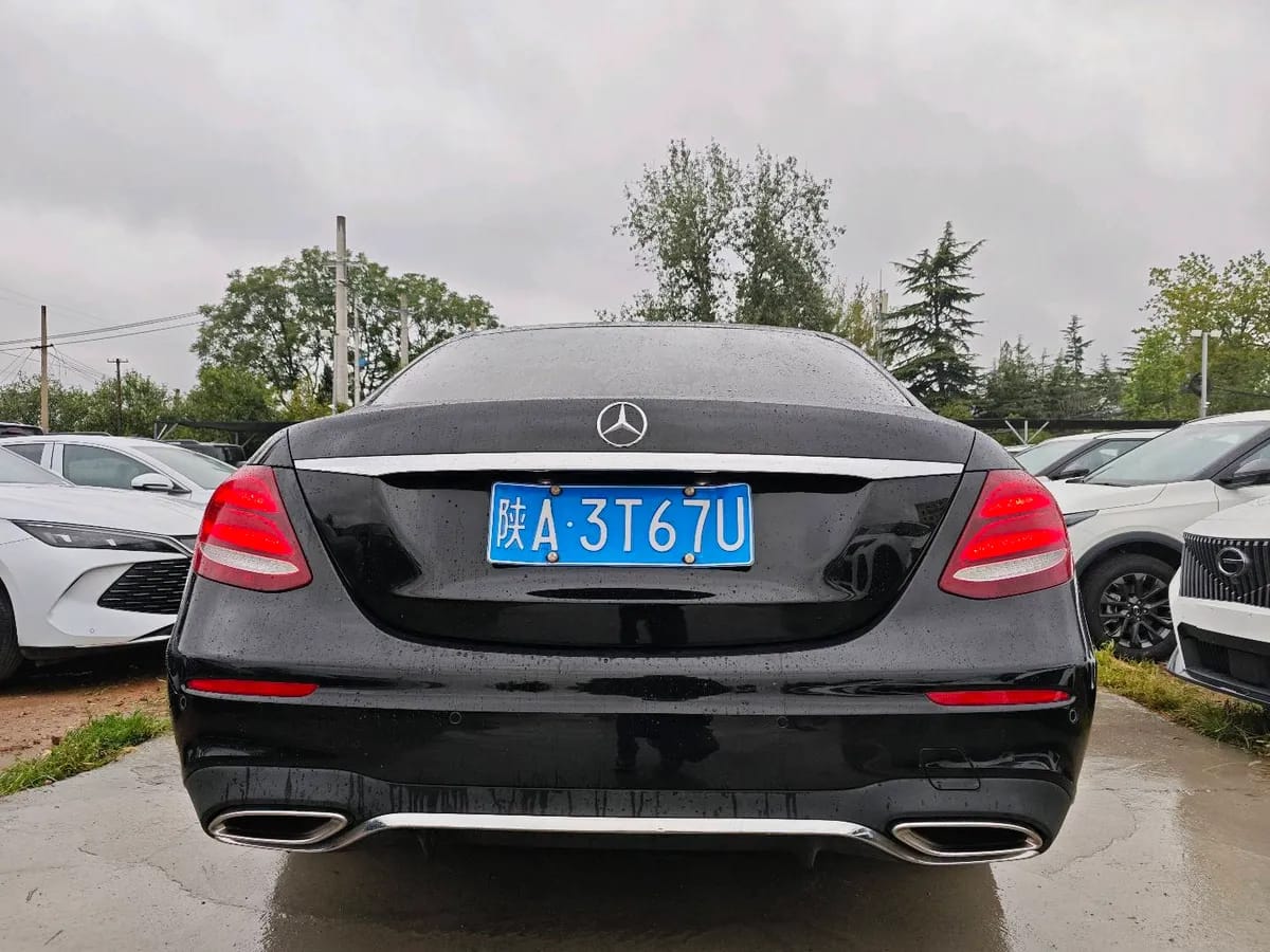 Mercedes-Benz E 2019 8