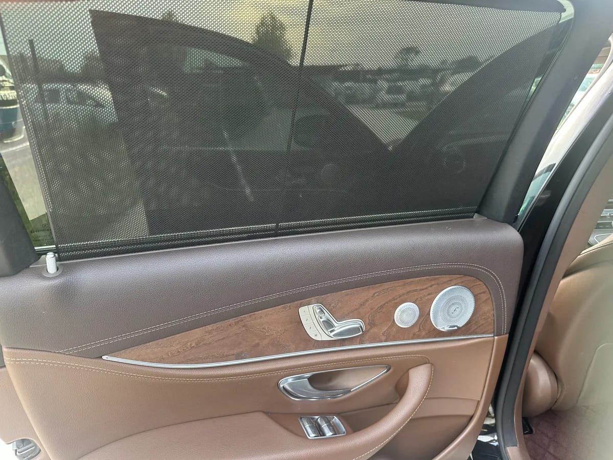 Mercedes-Benz E 2019 10