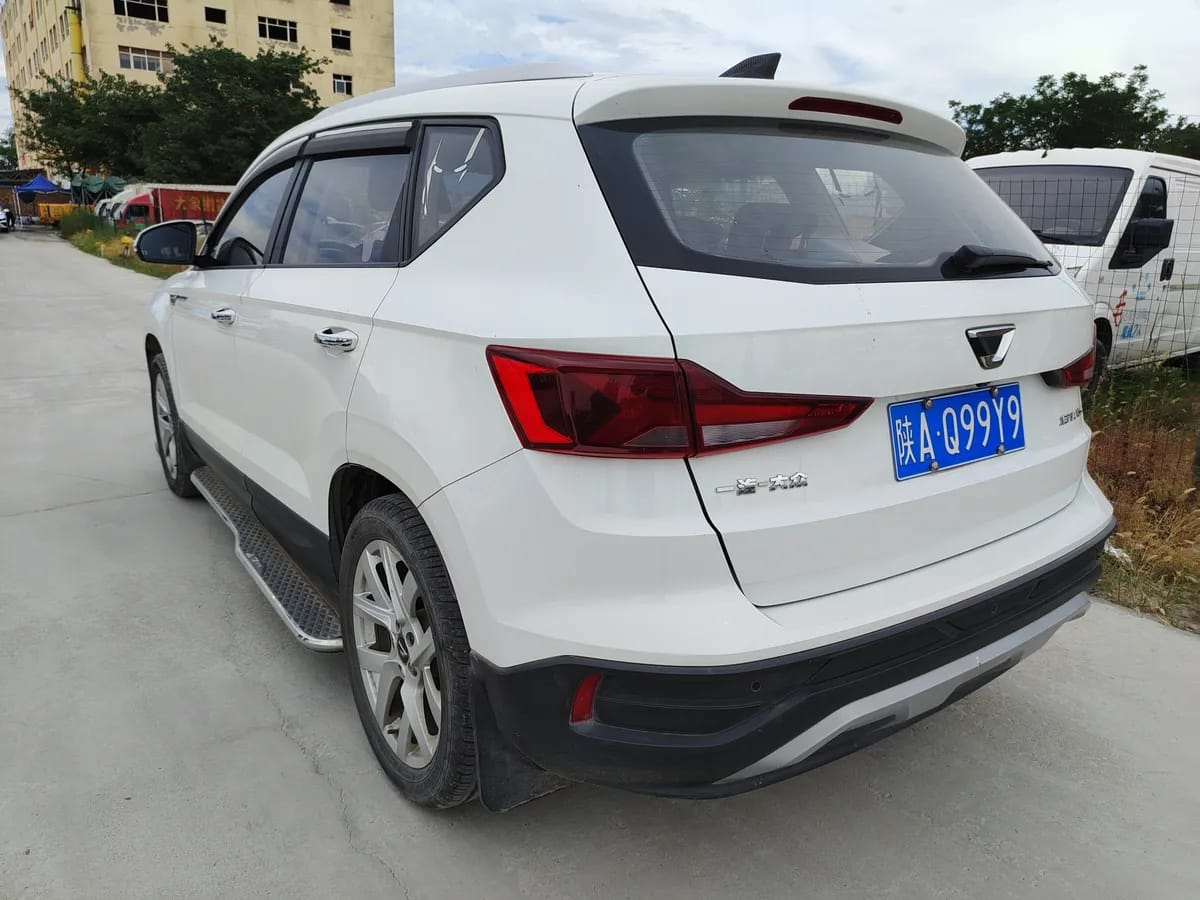 Jetta Sub VS5 2019 6