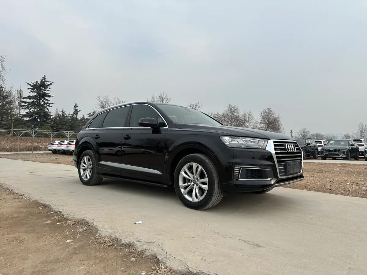 Audi Q7 2019 3