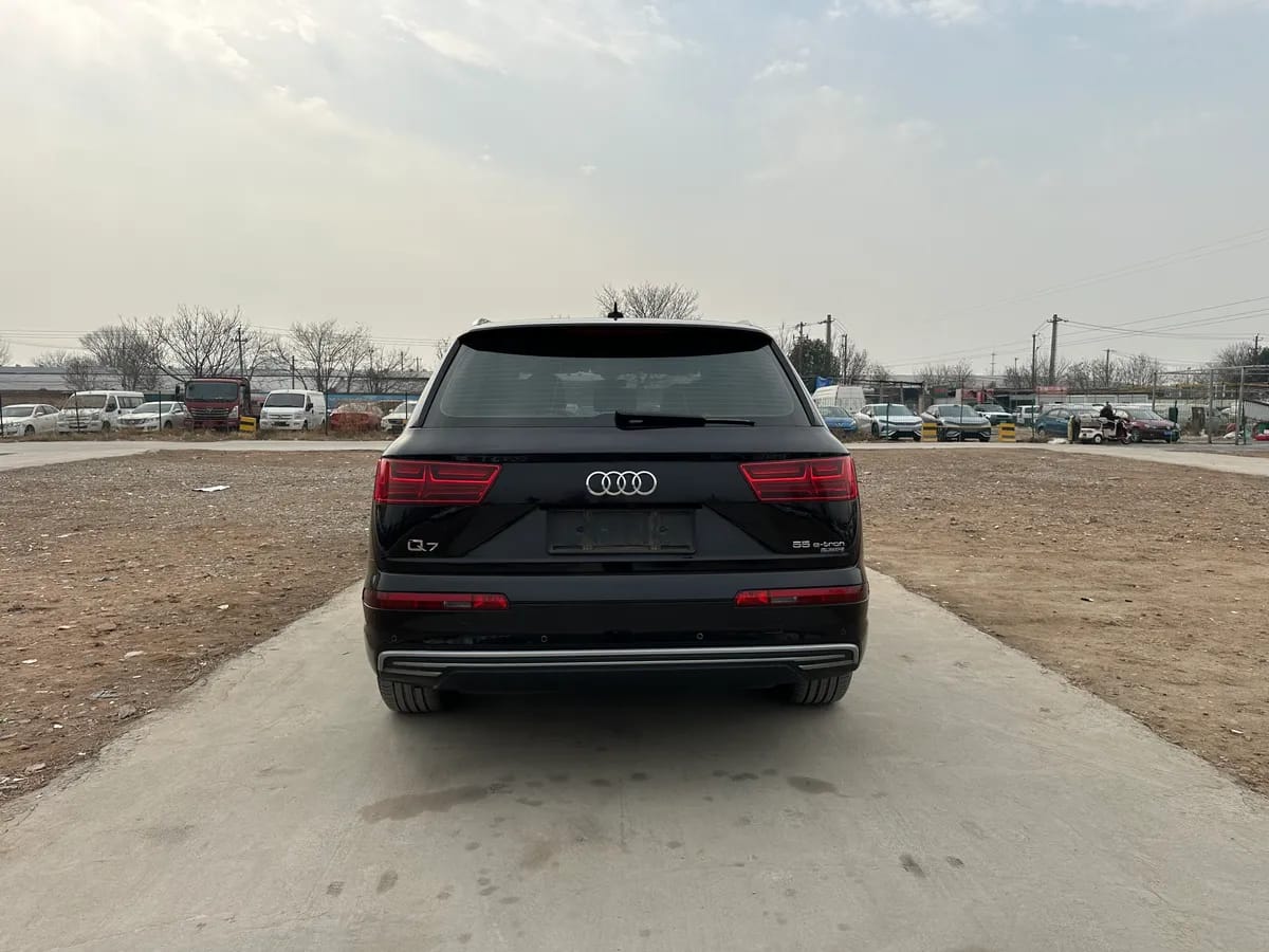 Audi Q7 2019 5