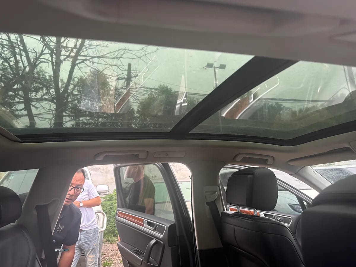 Volkswagen 2011 3.0TDI 7