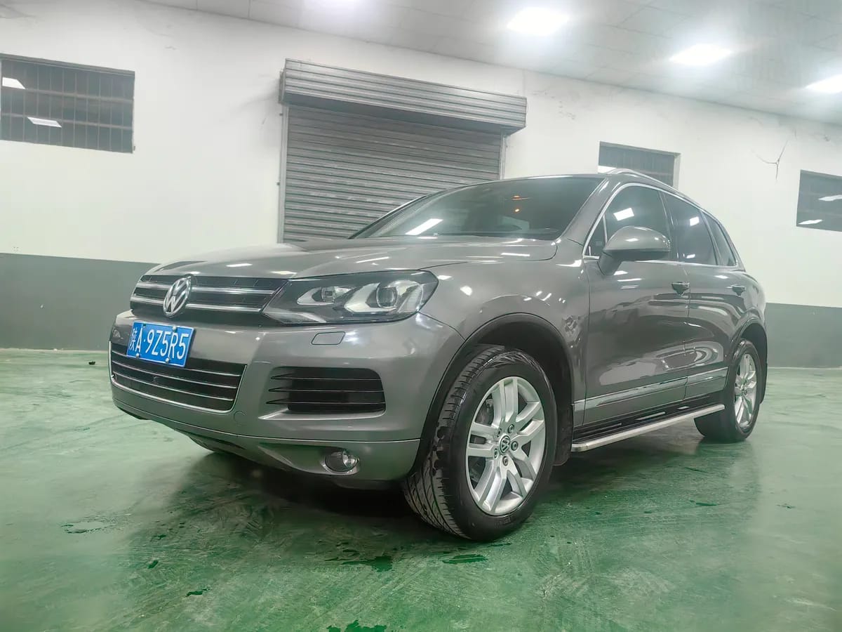 Volkswagen ( ) 2011 3.0TSI 6