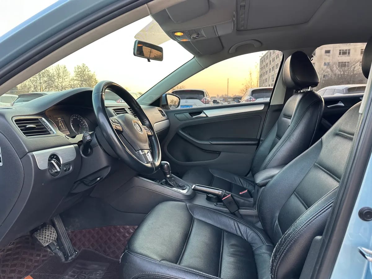 Volkswagen 2012 1.4TSI 9