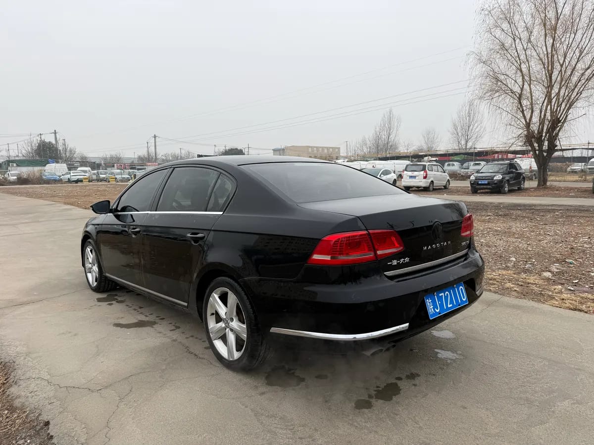 Volkswagen 2012 2.0TSI 4