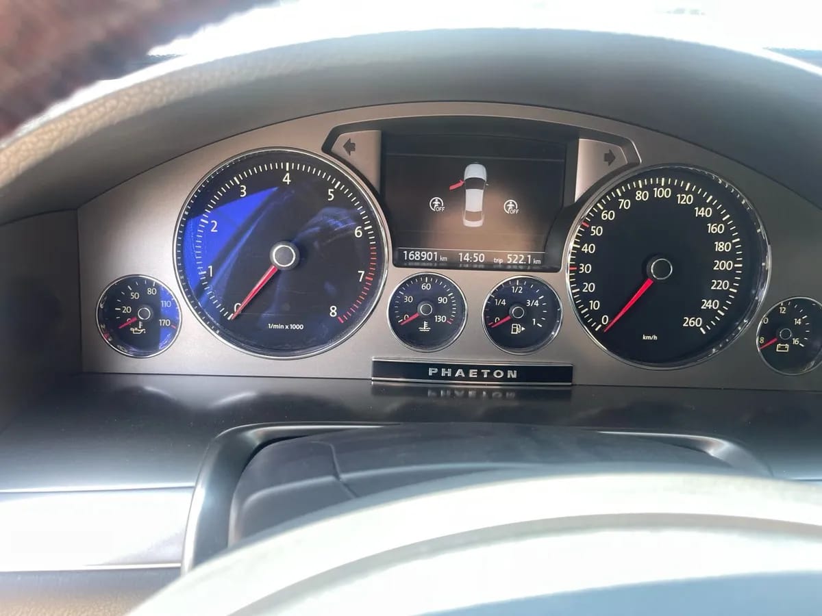 Volkswagen 2012 3.0L 5