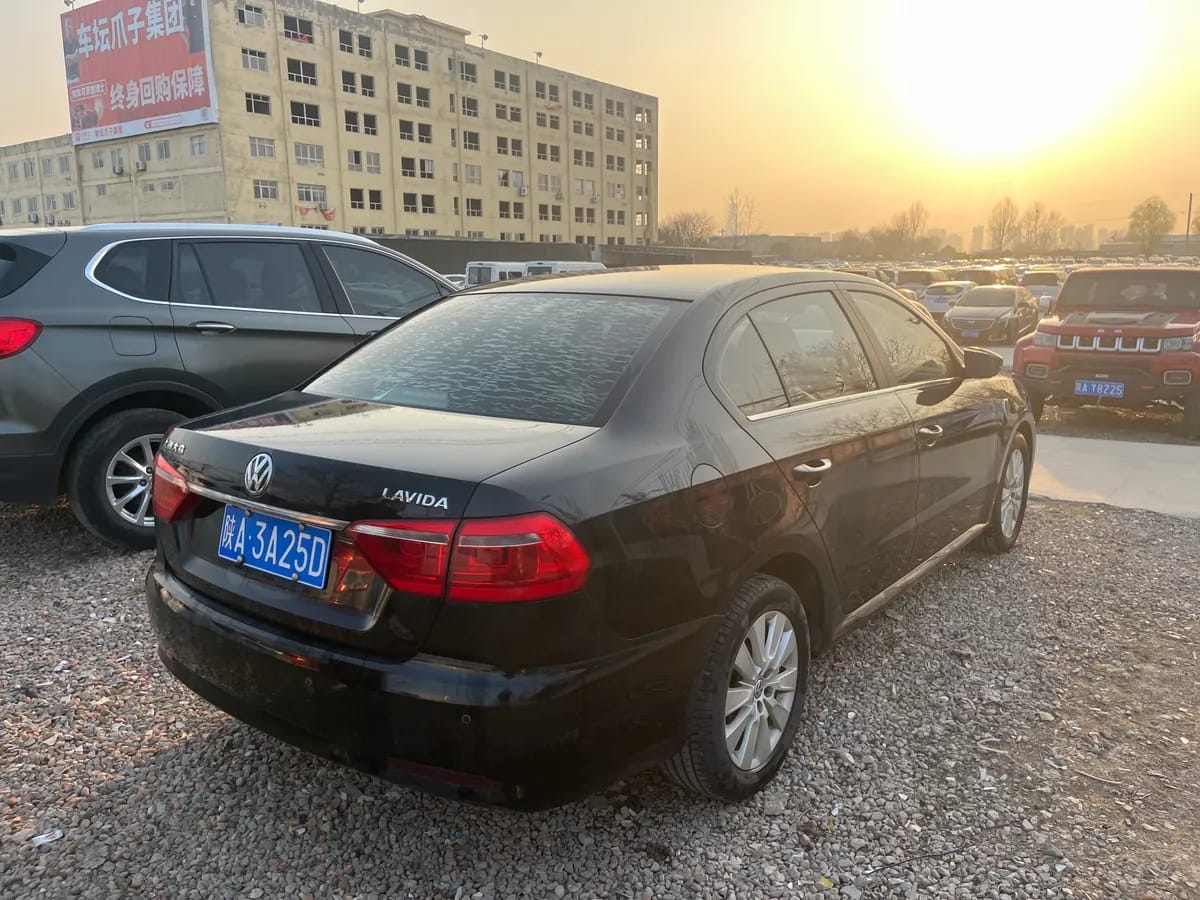 Volkswagen 2013 1.6L 7