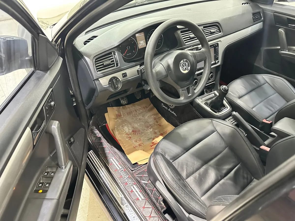 Volkswagen 2013 1.6L 4