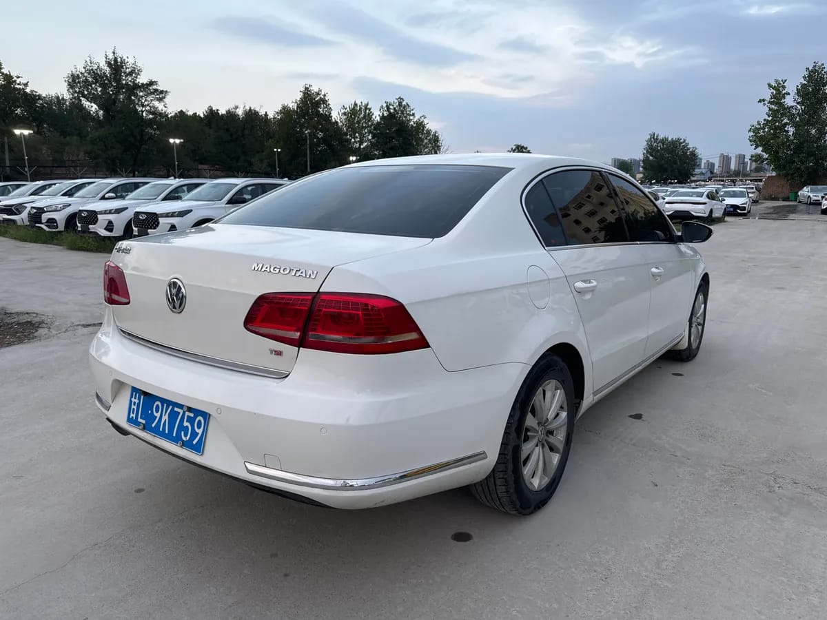 Volkswagen 2013 1.8TSI 4