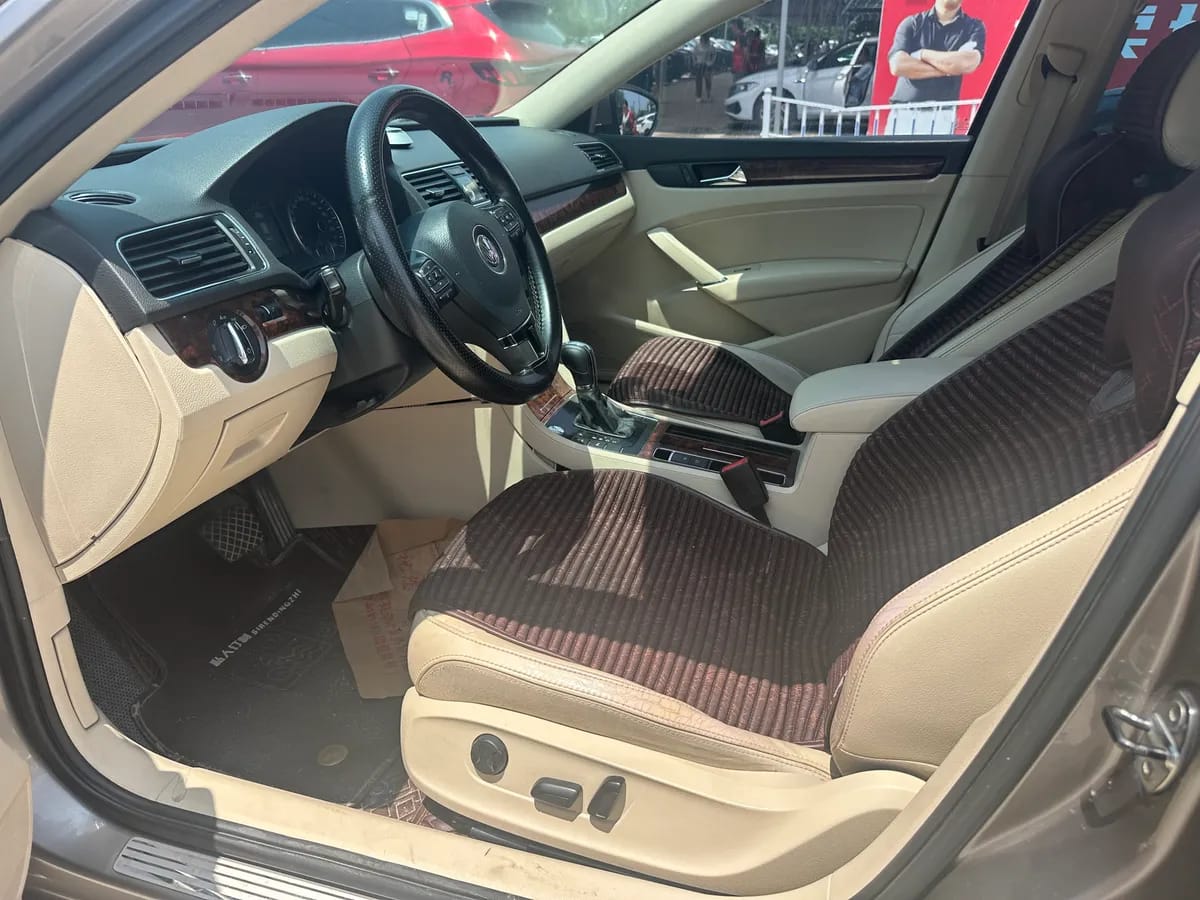 Volkswagen 2013 2.0TSI DSG 4