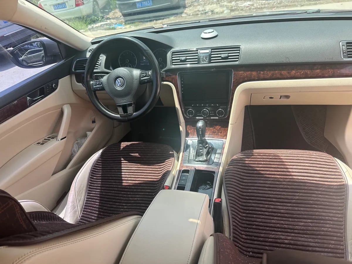 Volkswagen 2013 2.0TSI DSG 10