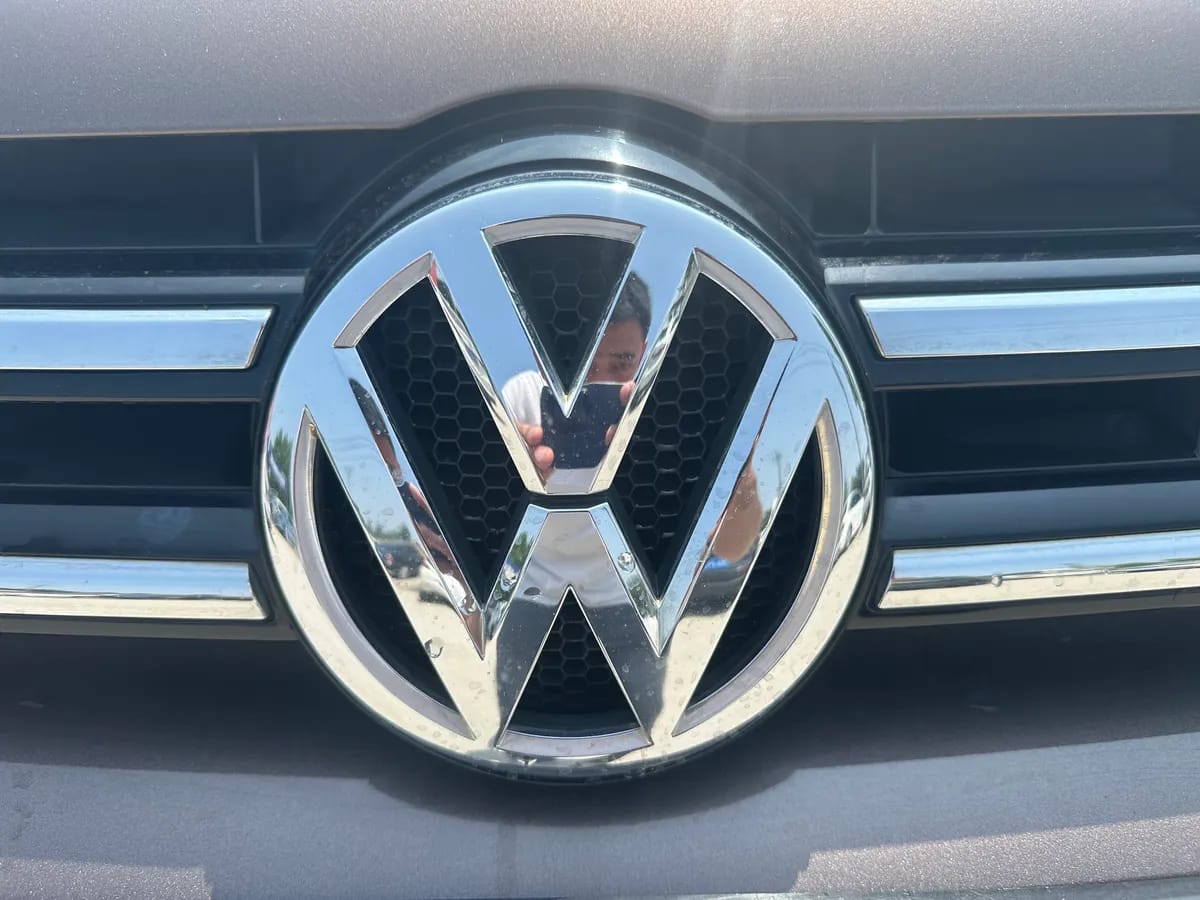 Volkswagen ( ) 2013 3.6L 5