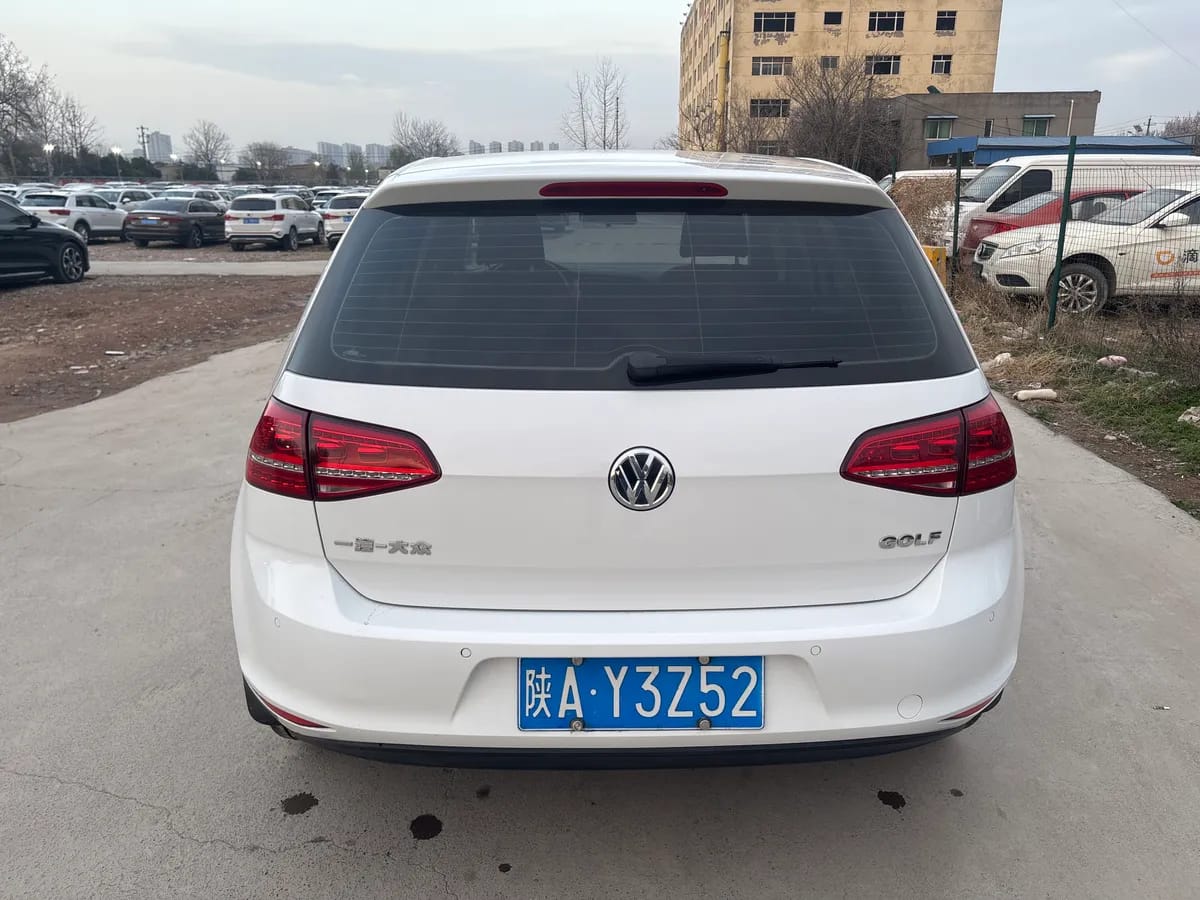 Volkswagen 2014 1.6L 5