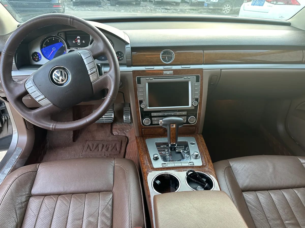 Volkswagen 2014 3.0L 9