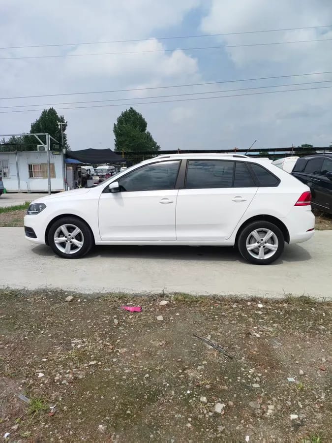 Volkswagen 2015 1.6L 2