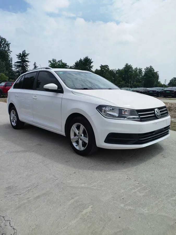 Volkswagen 2015 1.6L 8