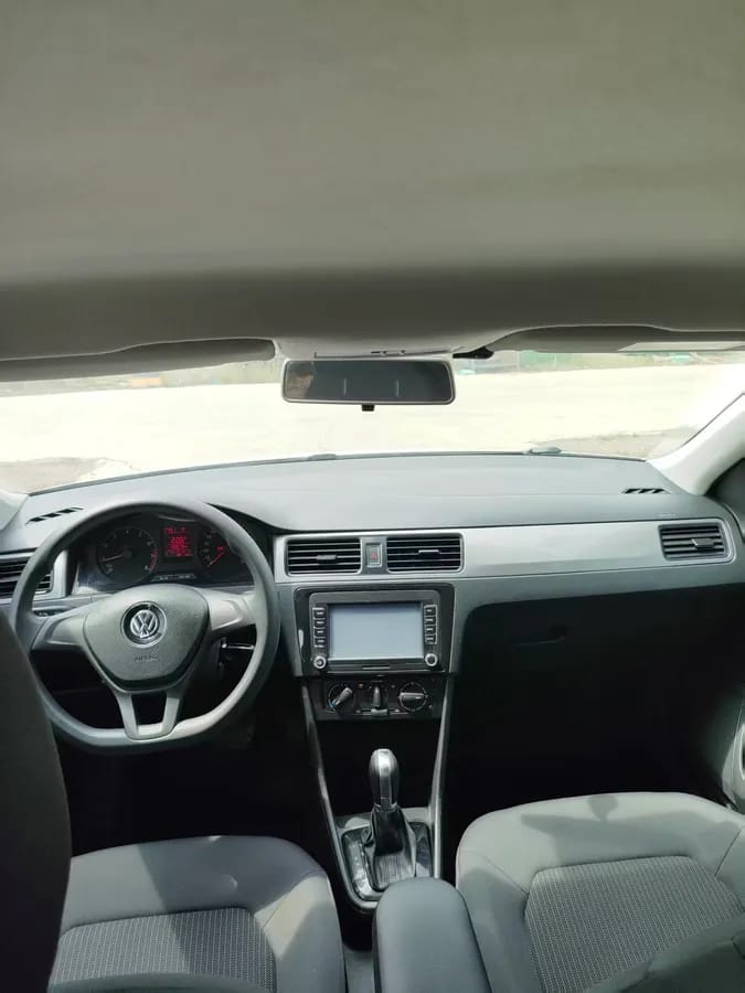 Volkswagen 2015 1.6L 9