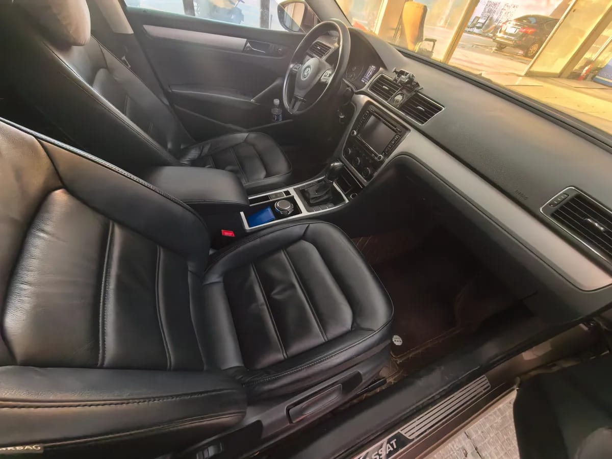 Volkswagen 2015 1.8TSI DSG 3