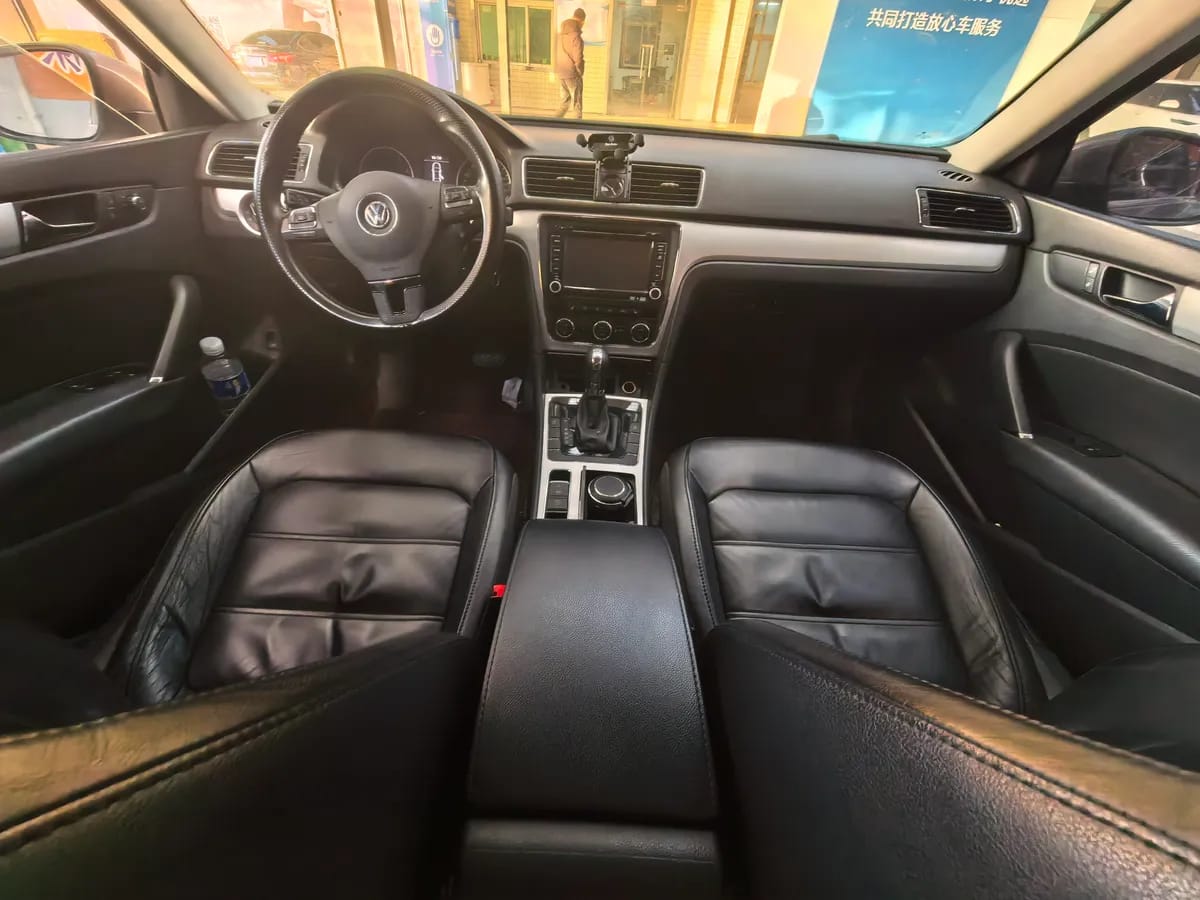 Volkswagen 2015 1.8TSI DSG 5