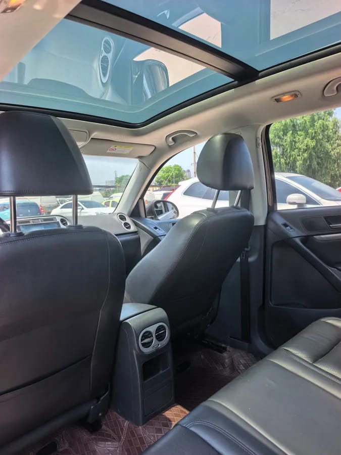 Volkswagen 2015 1.8TSI 5