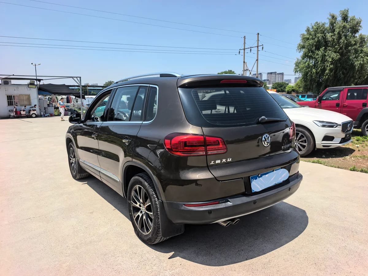 Volkswagen 2015 1.8TSI 7