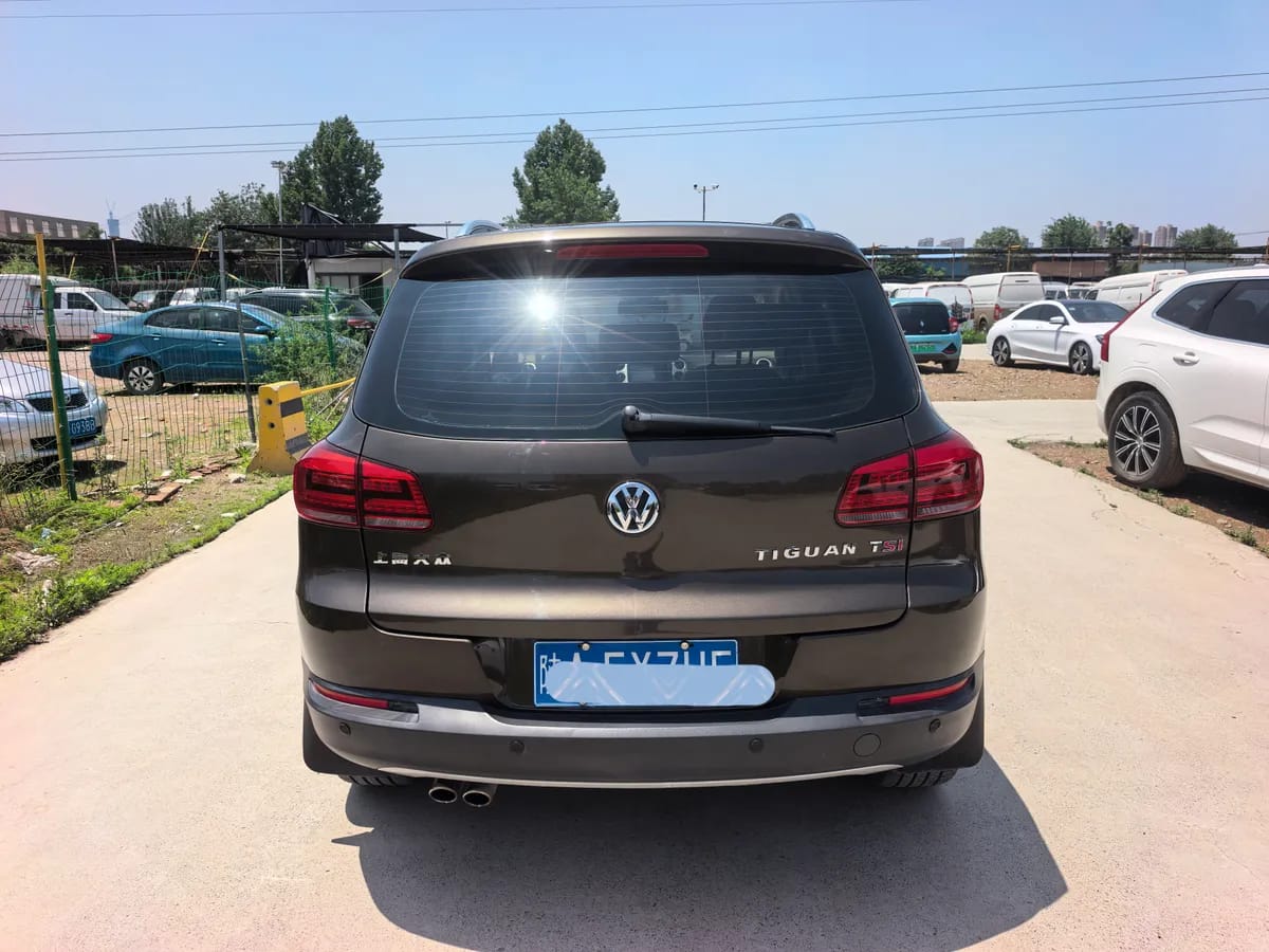 Volkswagen 2015 1.8TSI 8