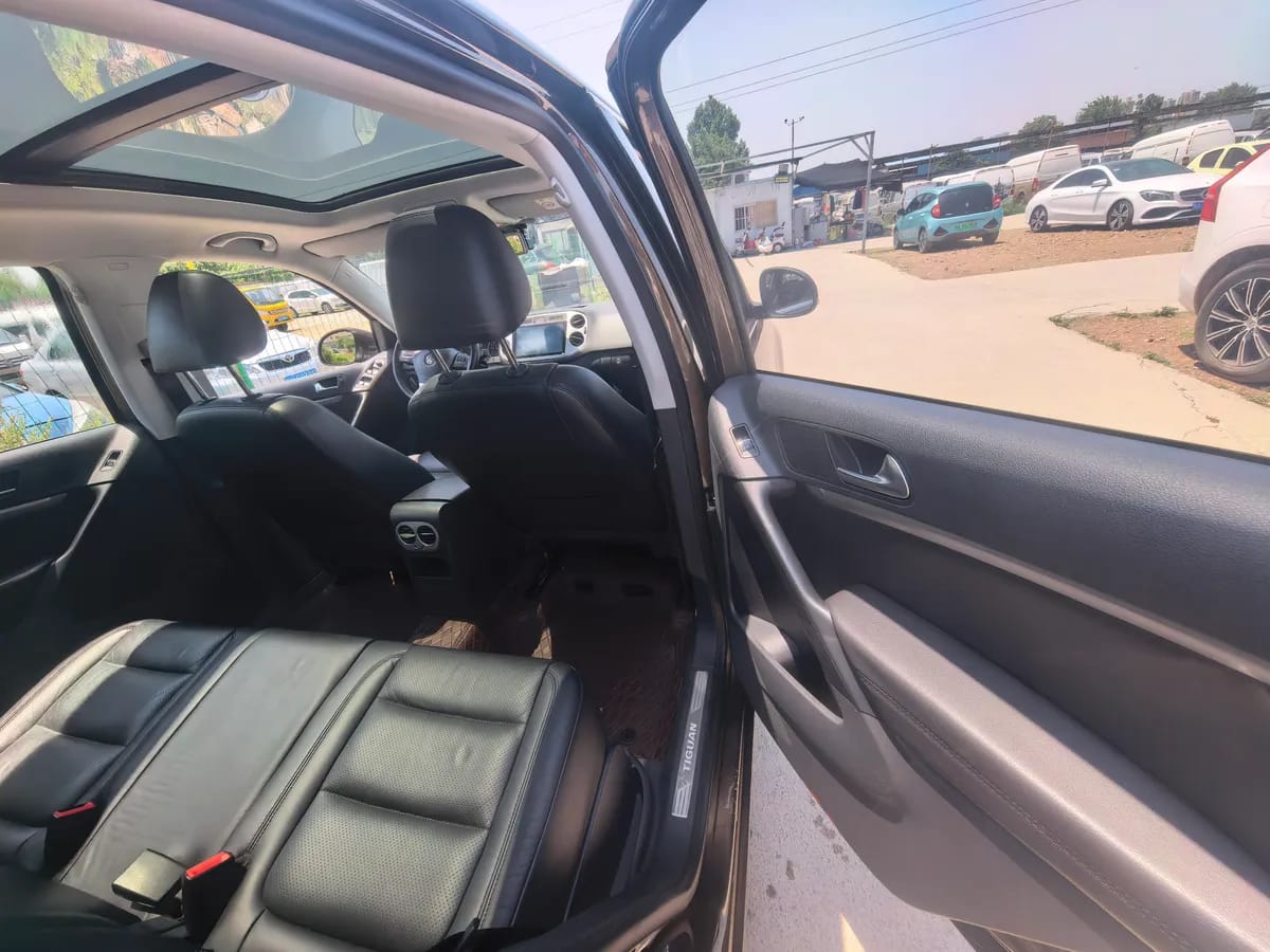Volkswagen 2015 1.8TSI 10