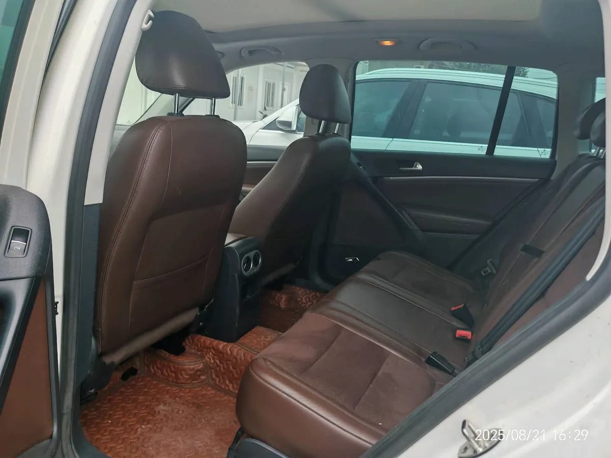 Volkswagen 2015 2.0TSI 7
