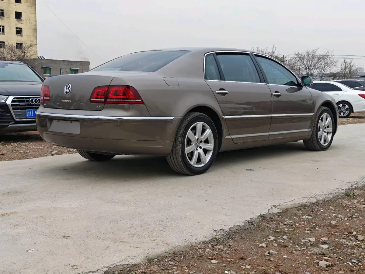 Volkswagen 2015 3.0L 9