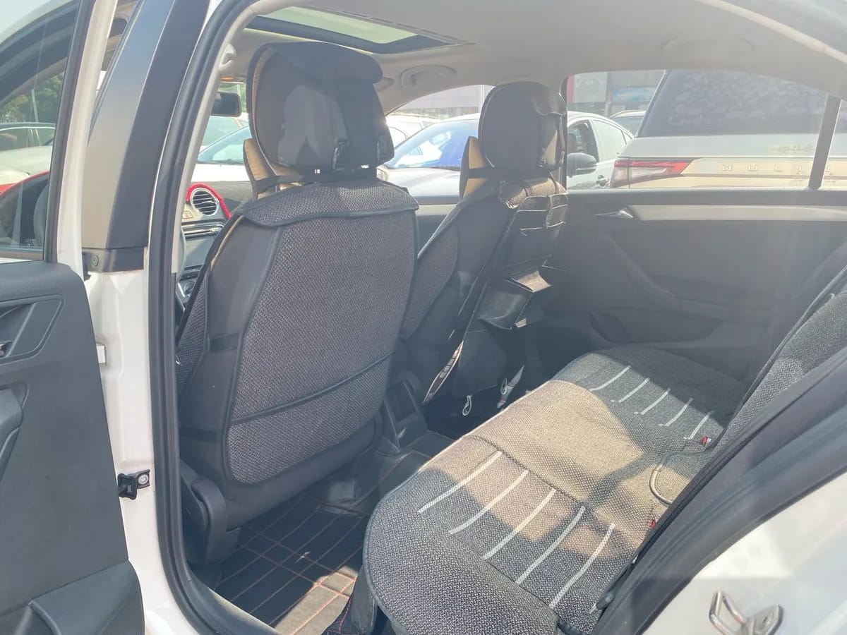 Volkswagen 2016 1.6L 25 4